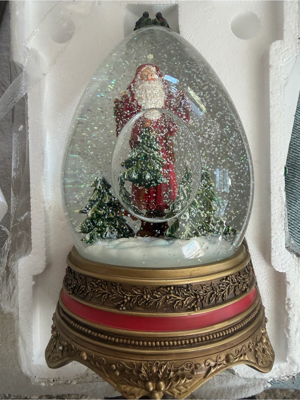Vintage 2002 Hallmark Father Christmas 9" Musical Egg Snow Globe